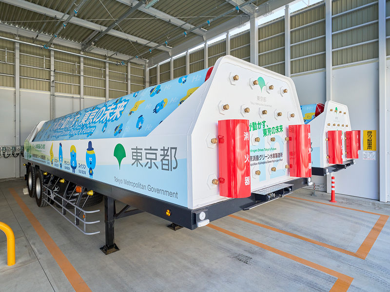 圧縮水素トレーラー